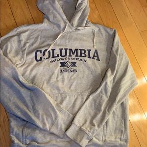 Columbia sweatshirt